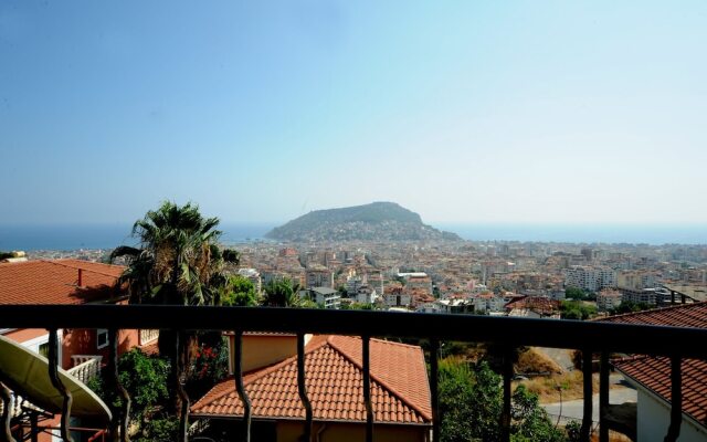 Villa with Majestic Views 1032