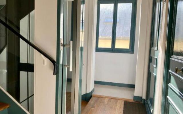 Marais Musée Picasso Luxury 3 Bedroom Apartment