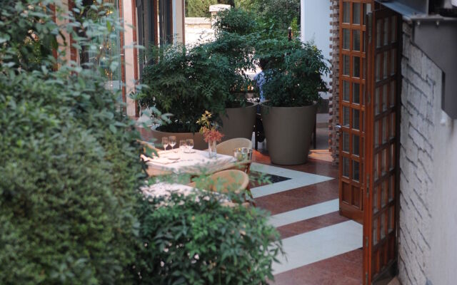 Hotel & Restaurant Milan