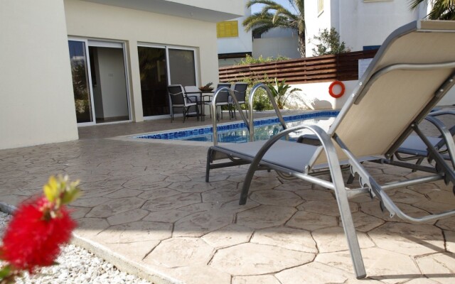Protaras Delfini Villas