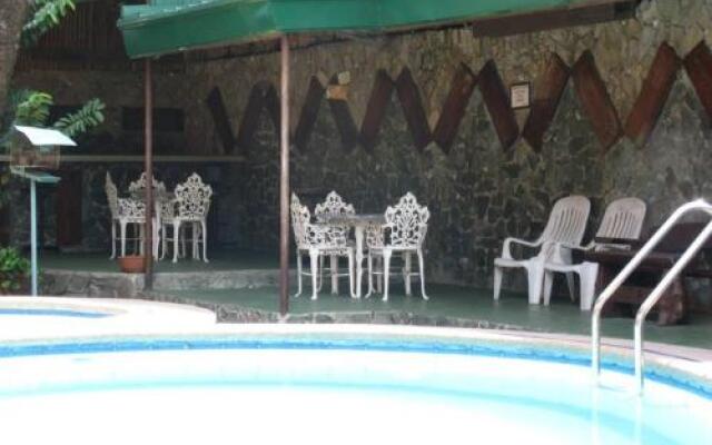 Saltimboca Tourist Inn