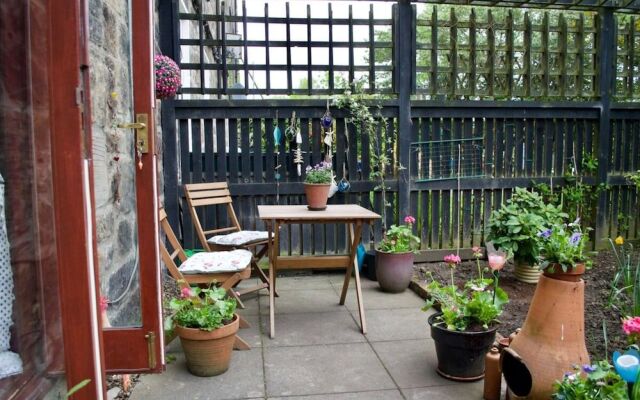 1 Bedroom Flat In Edinburgh