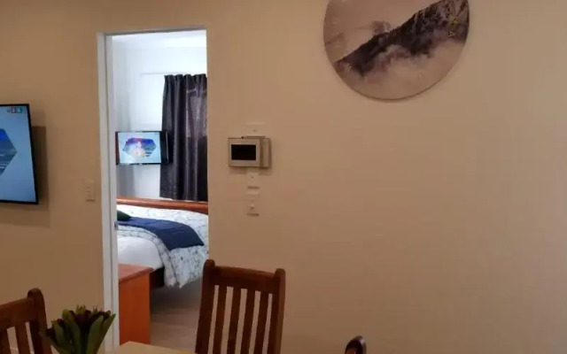 New Smart Home Nearby Plaza