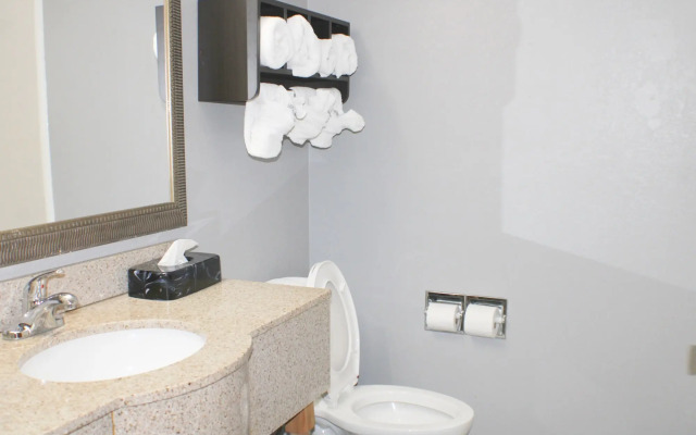 Quality Inn & Suites Bedford West