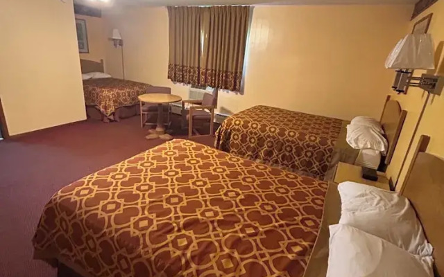 Royal Rest Motel