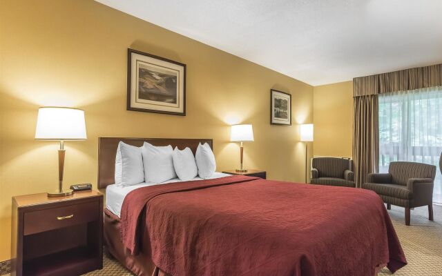 Jolly Roger Inn Resort