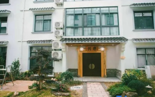 Tendai Village Wild B&B