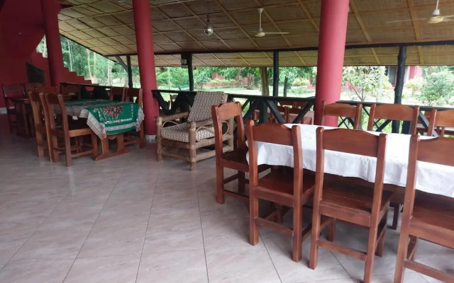 Big Foot Safari Lodge