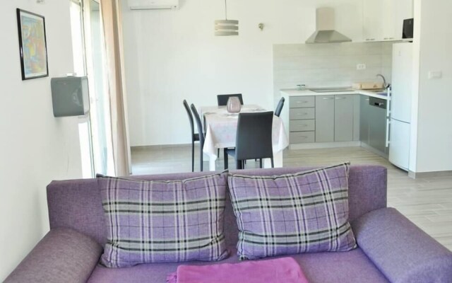 Apartments Zora 1629