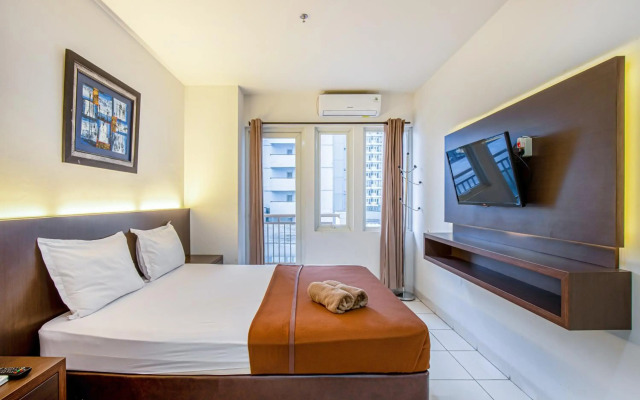 Skyland Sentul Tower Apartment