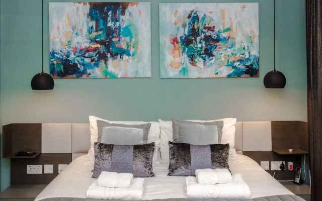 Stunning Deluxe 3BD House in Fitzrovia