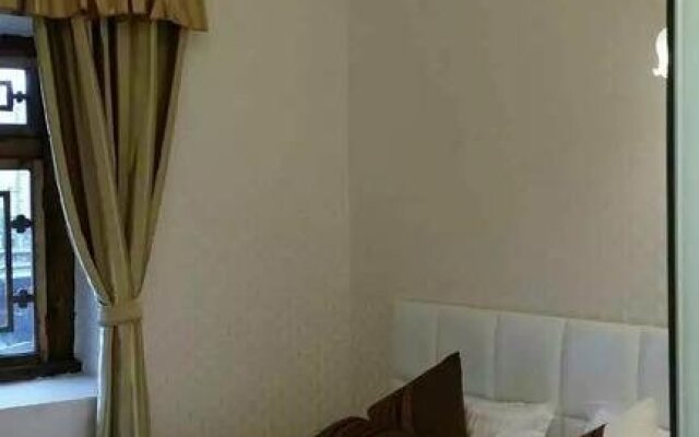 Qu Deng Ga Bu Business Hotel