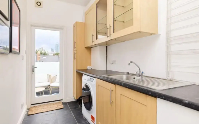 The Fulham Arms - Elegant 3bdr Flat With Terrace