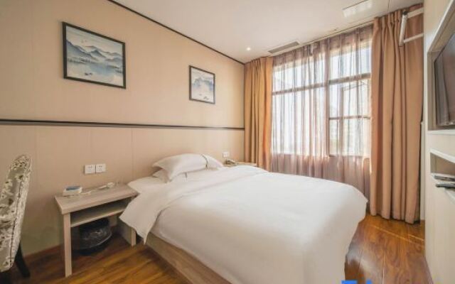 Yuedu Yizhan Fashion Hotel