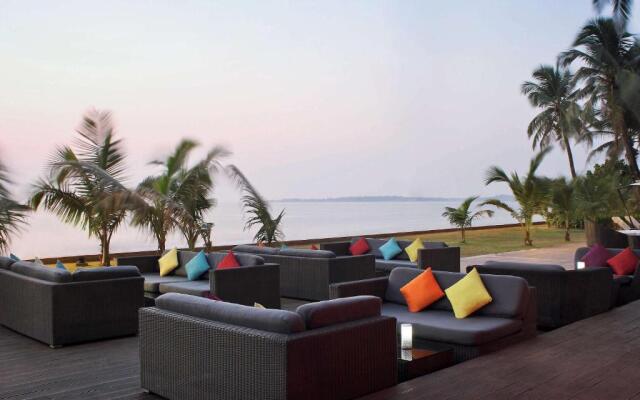 Novotel Mumbai Juhu Beach Hotel