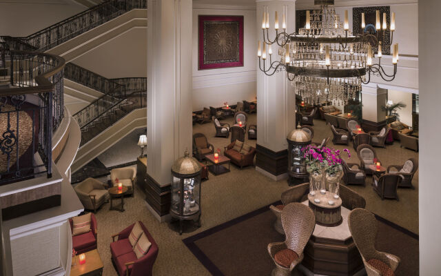 Sule Shangri-La, Yangon