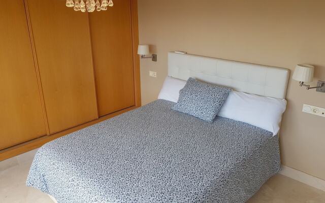 Lujoso Apartamento SAN Pedro DE Alcantara Marbella