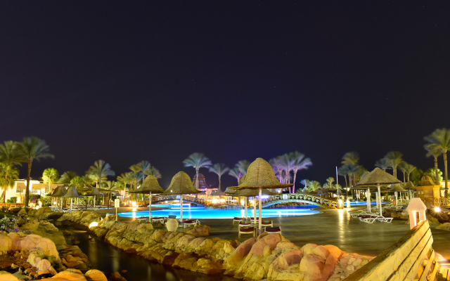 Parrotel Beach Resort
