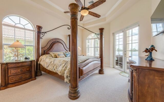 Waterfront Home With Pool, spa and 2nd Floor Balcony