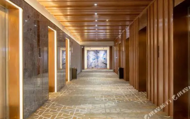 Seasons Ski Hotel Harbin