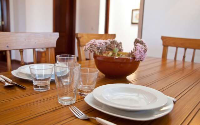 Spacious Villa in San Bartolomé With Swimming Pool