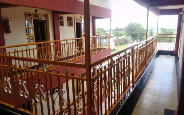KQ Grill and Bistro