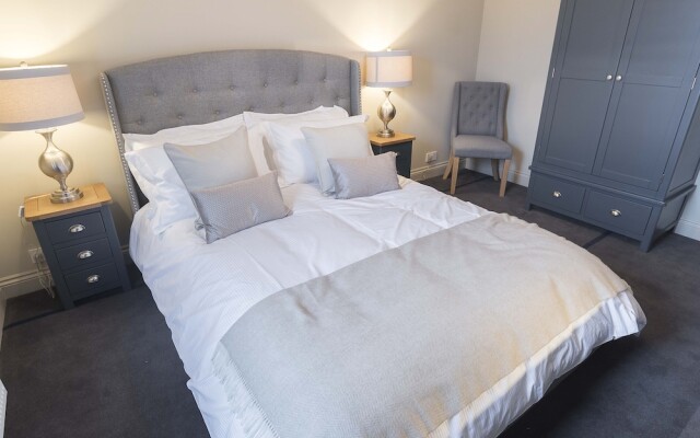 The New Crown Inn