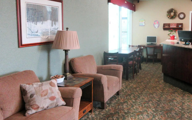 Posh Inn & Suites