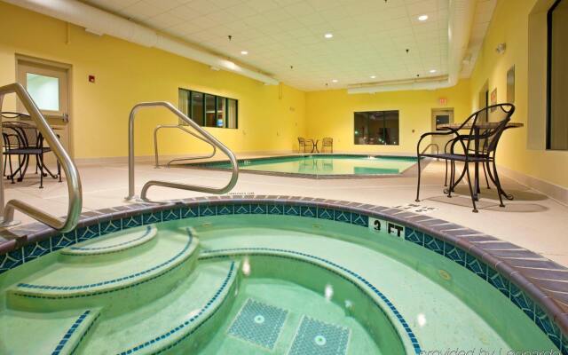 Holiday Inn Express Hotel & Suites Murray by IHG