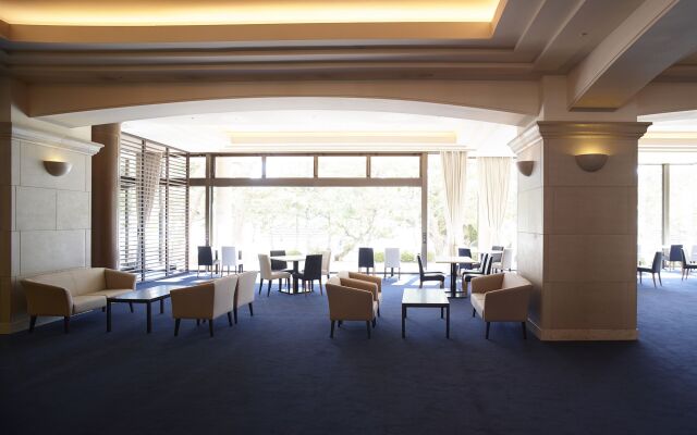 Shiraraso Grand Hotel