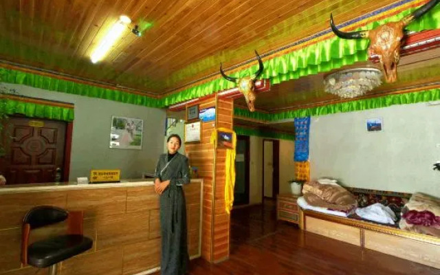 Daocheng Snowberg Inn