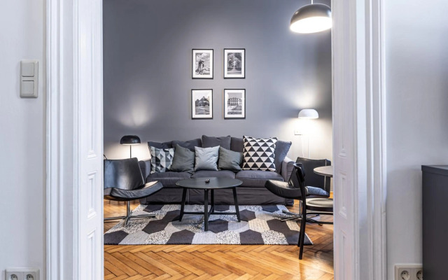 Eddie’s Design Apartments