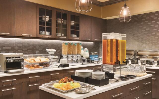 Homewood Suites by Hilton Calgary Downtown