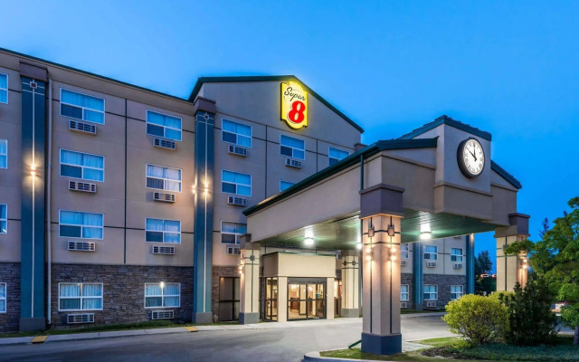 Park Hill Inn & Suites