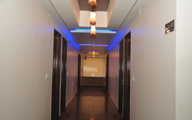 Oyo 1662 Hotel Behl Regency