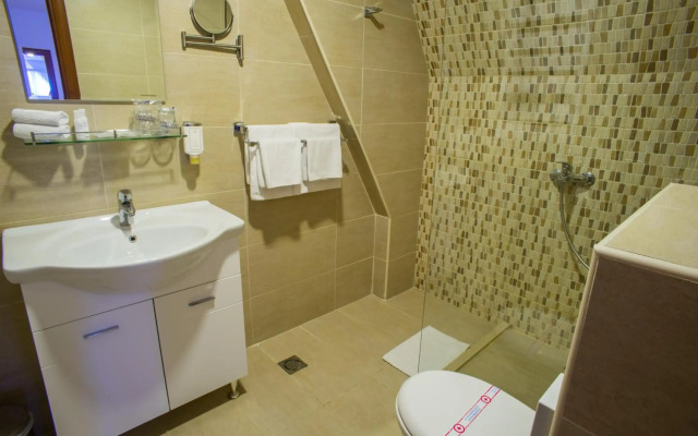 Polar Star Hotel