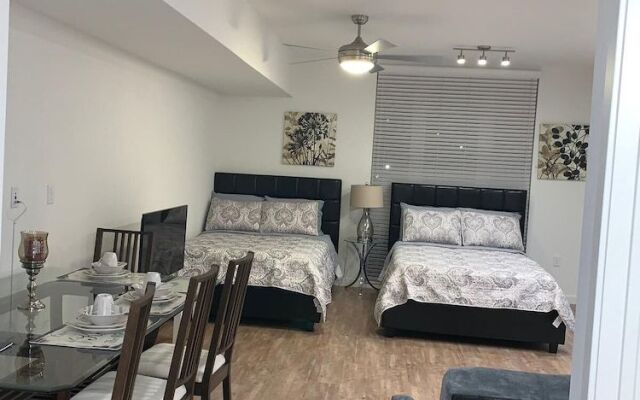 Hollywood Sweet Place