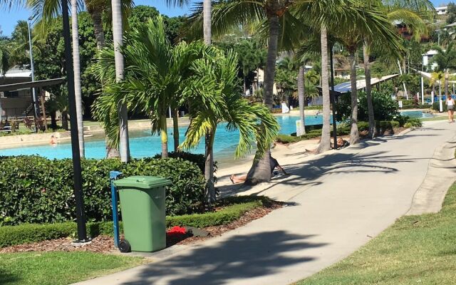 Palm Grove Rainforest Retreat