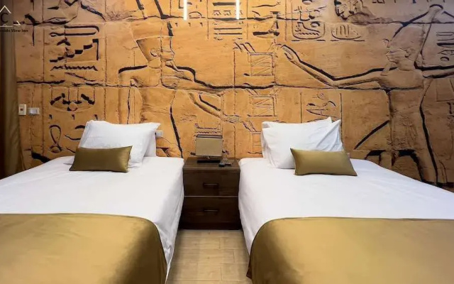 Celia Pyramids View inn