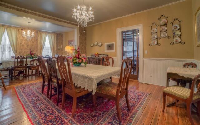 Blue Ridge Inn Bed & Breakfast