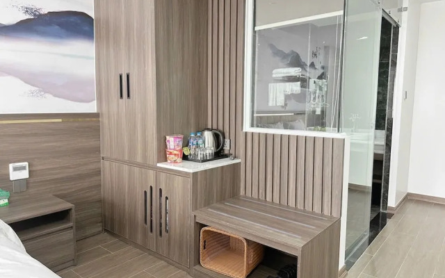 Luxury Phoenix Hotel 2