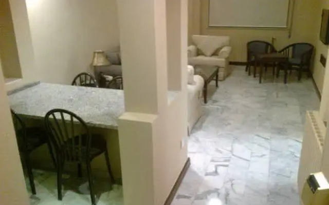 Clermont Hotel Suites