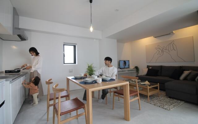 bHotel