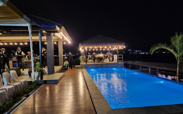 Purnama Balige Hotel