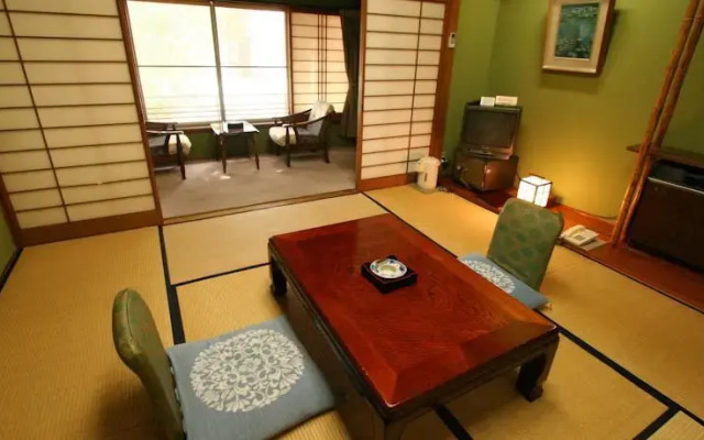 Sakaenoyu Ryokan