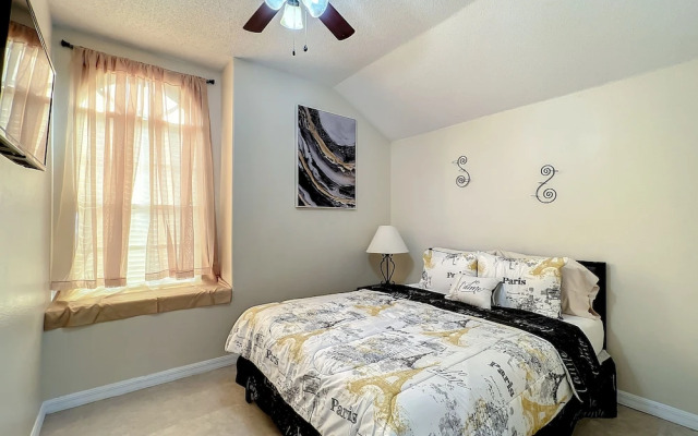 Scuttle Vacation Pool Home W Spa