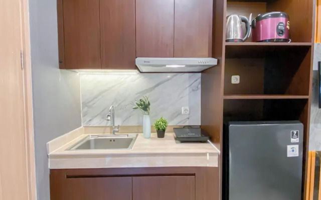 Chic And Cozy Studio At Meikarta Apartment