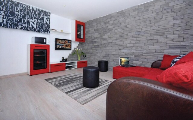 Nice Home in Split With Wifi and 4 Bedrooms