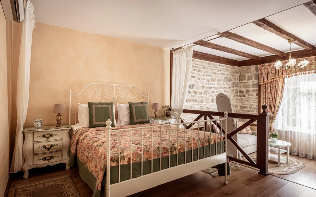 Отель Империал & Champagne-spa