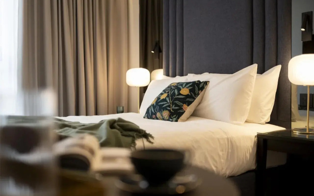 The Hobson Cambridge By Adina